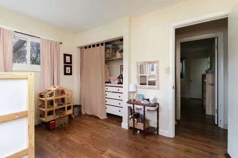 Bedroom - 913 Green Ave, Normal, IL 61761 photo 5 of 7
