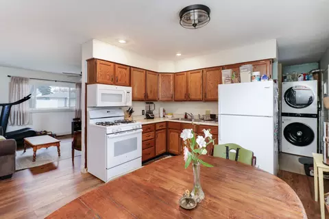 Kitchen - 913 Green Ave, Normal, IL 61761 photo 1 of 4