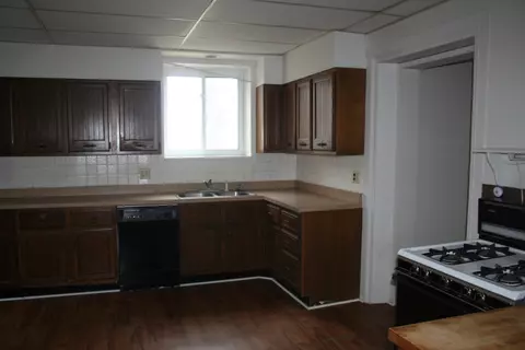 Kitchen - 1971 W Tower Rd, Kankakee, IL 60901 photo 3 of 3