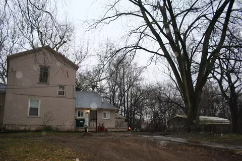 Exterior - 1971 W Tower Rd, Kankakee, IL 60901 photo 7 of 10