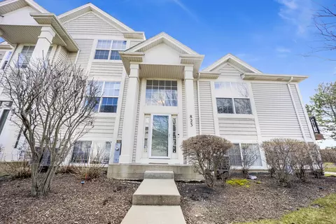823 Summit Creek Dr, Shorewood, IL 60404