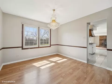 2518 Troy Cir, Olympia Fields, IL 60461 photo 6