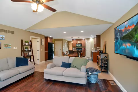 Living - 2608 Shepard Rd, Normal, IL 61761 photo 3 of 9