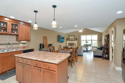 Kitchen - 2608 Shepard Rd, Normal, IL 61761 photo 16 of 16