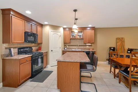 Kitchen - 2608 Shepard Rd, Normal, IL 61761 photo 2 of 16