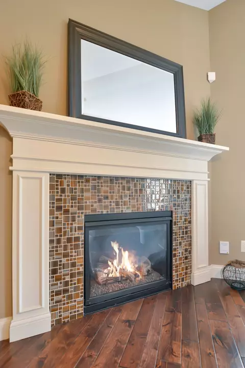 Living - 2608 Shepard Rd, Normal, IL 61761 photo 4 of 9