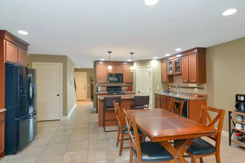 Kitchen - 2608 Shepard Rd, Normal, IL 61761 photo 5 of 16