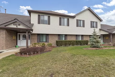 1501 Harbour Ct #2B, Schaumburg, IL 60193