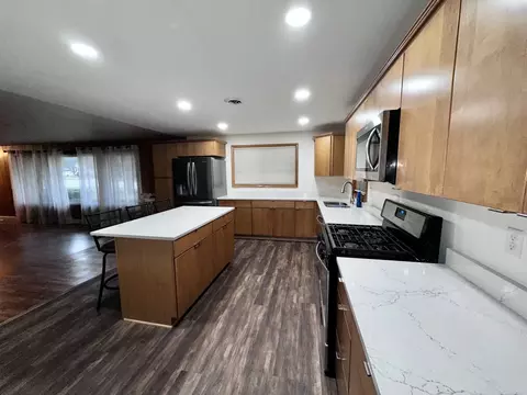 Kitchen - 1104 Lawrence Ave, Elgin, IL 60123 photo 3 of 3