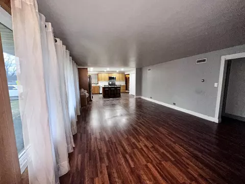 Living - 1104 Lawrence Ave, Elgin, IL 60123 photo 1 of 4