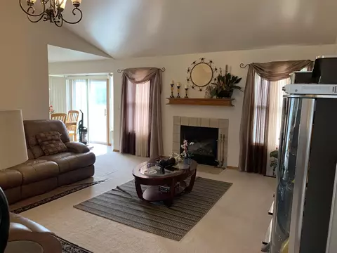1416 9th St, Harvard, IL 60033 photo 3