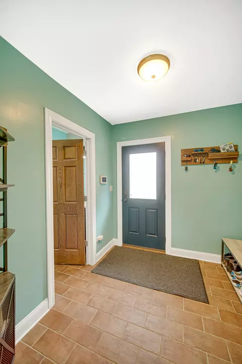 Entry Way - 3511 Maple Ave, Berwyn, IL 60402 photo 1 of 2