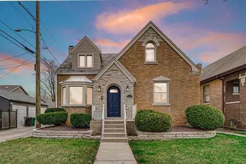 Exterior - 3511 Maple Ave, Berwyn, IL 60402 photo 9 of 9