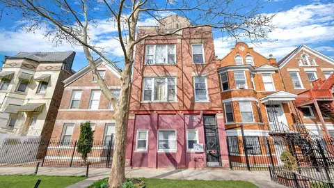 2512 S Sawyer Ave, Chicago, IL 60623