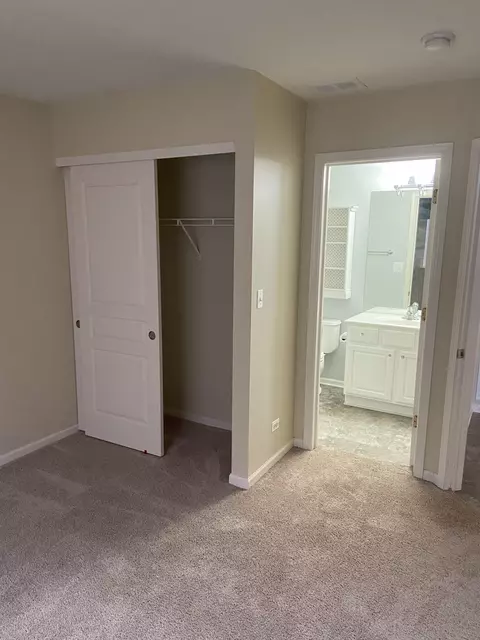 Bedroom - 2505 Emily Ln, Elgin, IL 60124 photo 1 of 1