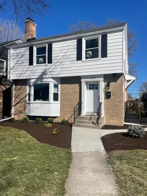 8633 Kedvale Ave, Skokie, IL 60076