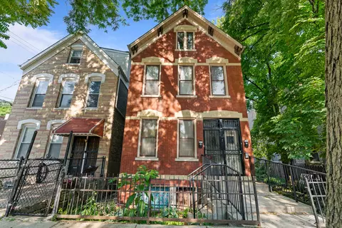 1712 N Honore St, Chicago, IL 60622