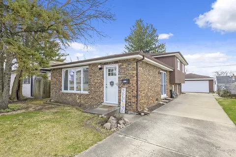 7307 W 113th Pl, Worth, IL 60482