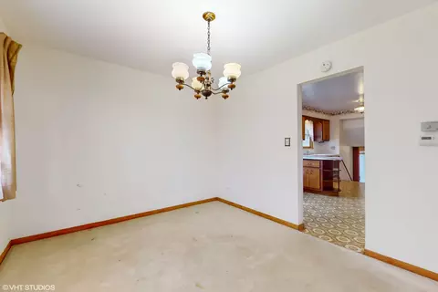 Other - 1098 Crimson Dr, Wheeling, IL 60090 photo 4 of 10