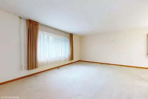 Other - 1098 Crimson Dr, Wheeling, IL 60090 photo 1 of 10