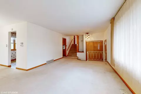 Other - 1098 Crimson Dr, Wheeling, IL 60090 photo 2 of 10