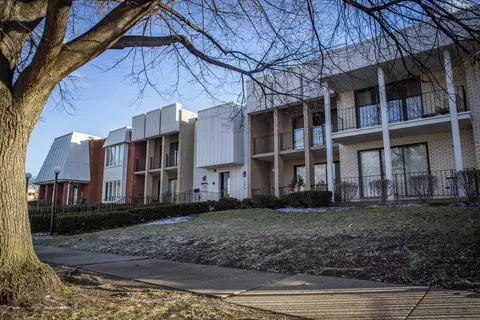 9803 S Keeler Ave #D, Oak Lawn, IL 60453