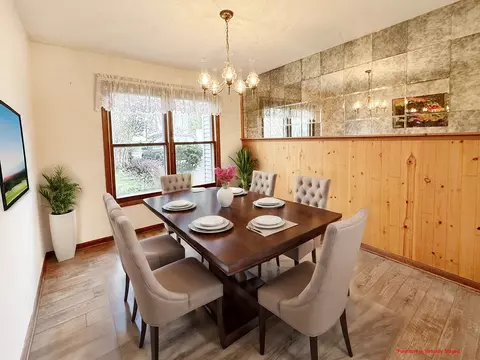 Dining - 11 N112 Capulet Cir, Elgin, IL 60124 photo 1 of 1