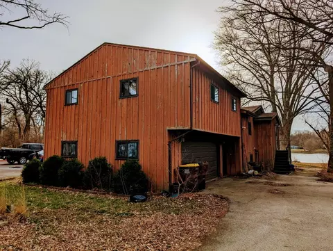 10728 Ventura Blvd, Machesney Park, IL 61115