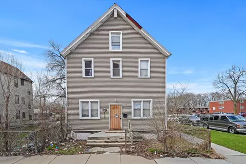 8902 S Burley Ave, Chicago, IL 60617