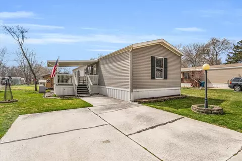 2132 Monroe Dr, Urbana, IL 61802