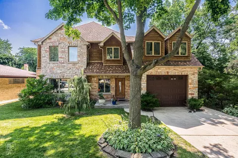 611 Sylviawood Ave, Park Ridge, IL 60068