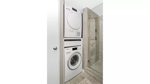 Bath - 175 E Delaware Pl #6611, Chicago, IL 60611 photo 3 of 3