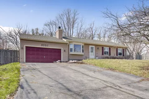 3207 Pleasure Ave, Wonder Lake, IL 60097