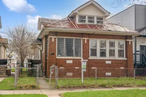 7535 S Calumet Ave, Chicago, IL 60619