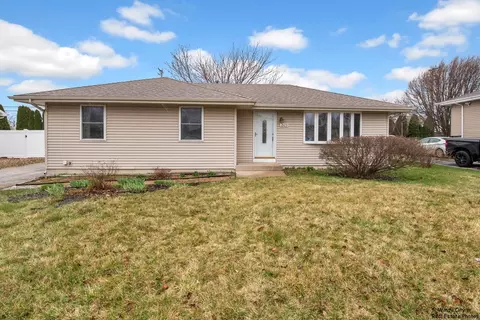 2109 Mystic Dr, Plainfield, IL 60586