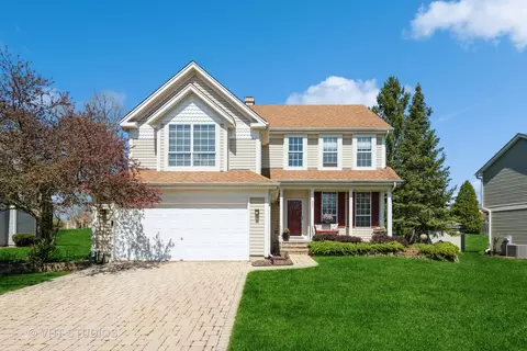 261 Superior Cir, Bartlett, IL 60103