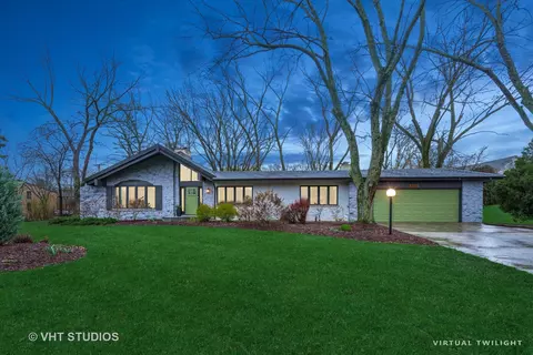 8201 W 118th St, Palos Park, IL 60464