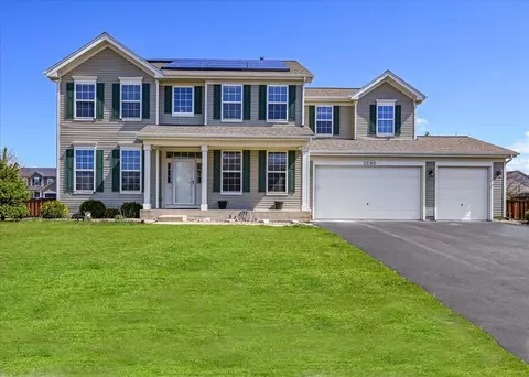 3290 Julie Ln, Montgomery, IL 60538