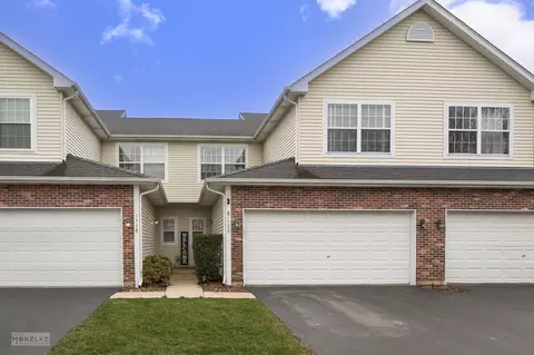 1520 Stoneridge Ct, Yorkville, IL 60560
