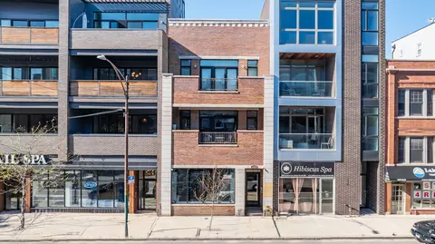 1340 W Belmont Ave #2, Chicago, IL 60657