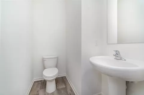 Bath - 10370 Blaine St, Saint John, IN 46373 photo 1 of 3