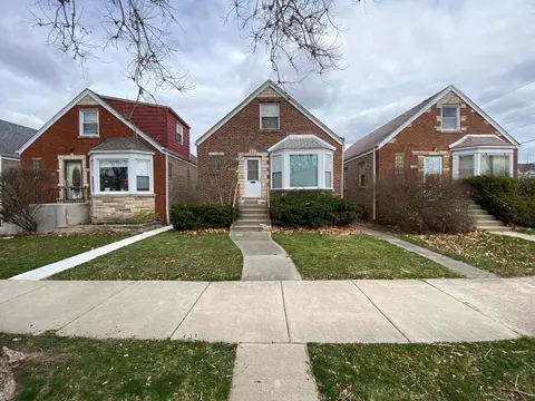 5704 W Gunnison St, Chicago, IL 60630