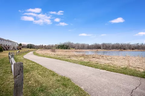 Exterior - 1161 Westlake Dr, Cary, IL 60013 photo 6 of 6