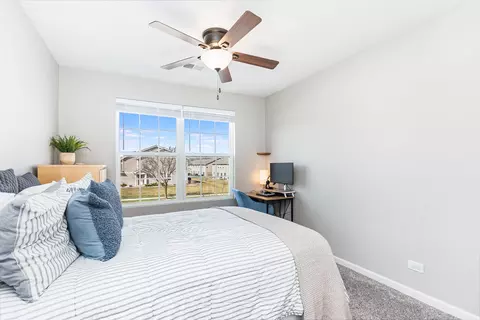 Bedroom - 1161 Westlake Dr, Cary, IL 60013 photo 2 of 3