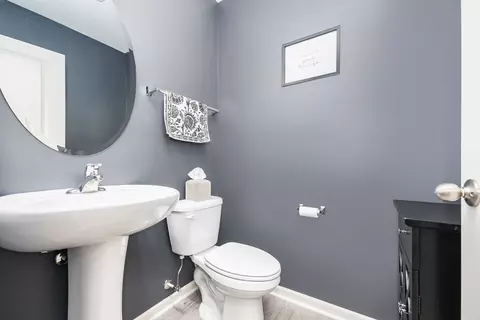 Bath - 1161 Westlake Dr, Cary, IL 60013 photo 1 of 4