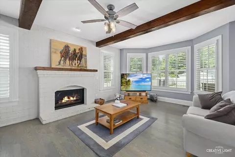 Living - 1002 S Gables Blvd, Wheaton, IL 60189 photo 1 of 1