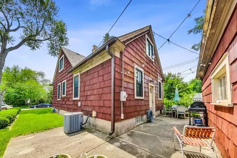 650 Lincoln Ave, Elgin, IL 60120 photo 29