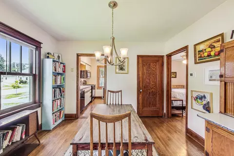 650 Lincoln Ave, Elgin, IL 60120 photo 10