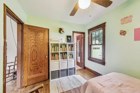 650 Lincoln Ave, Elgin, IL 60120 photo 20