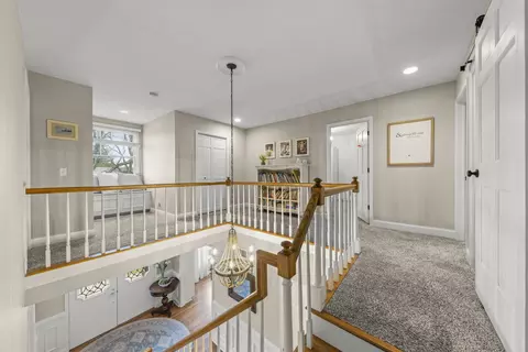Entry Way - 1908 Gladstone Dr, Wheaton, IL 60189 photo 3 of 3